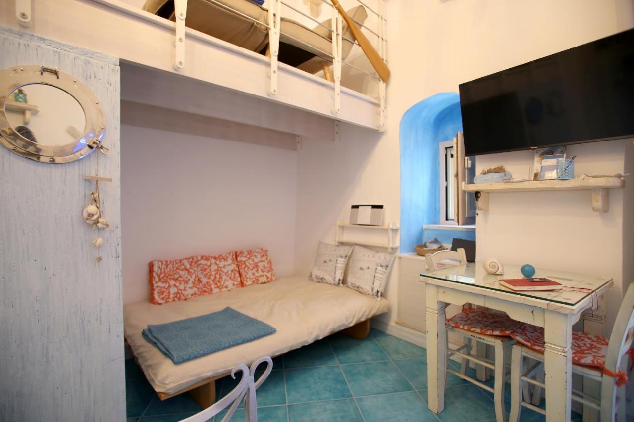 Piazzetta Petrone Apartments + Parking Vieste Eksteriør bilde