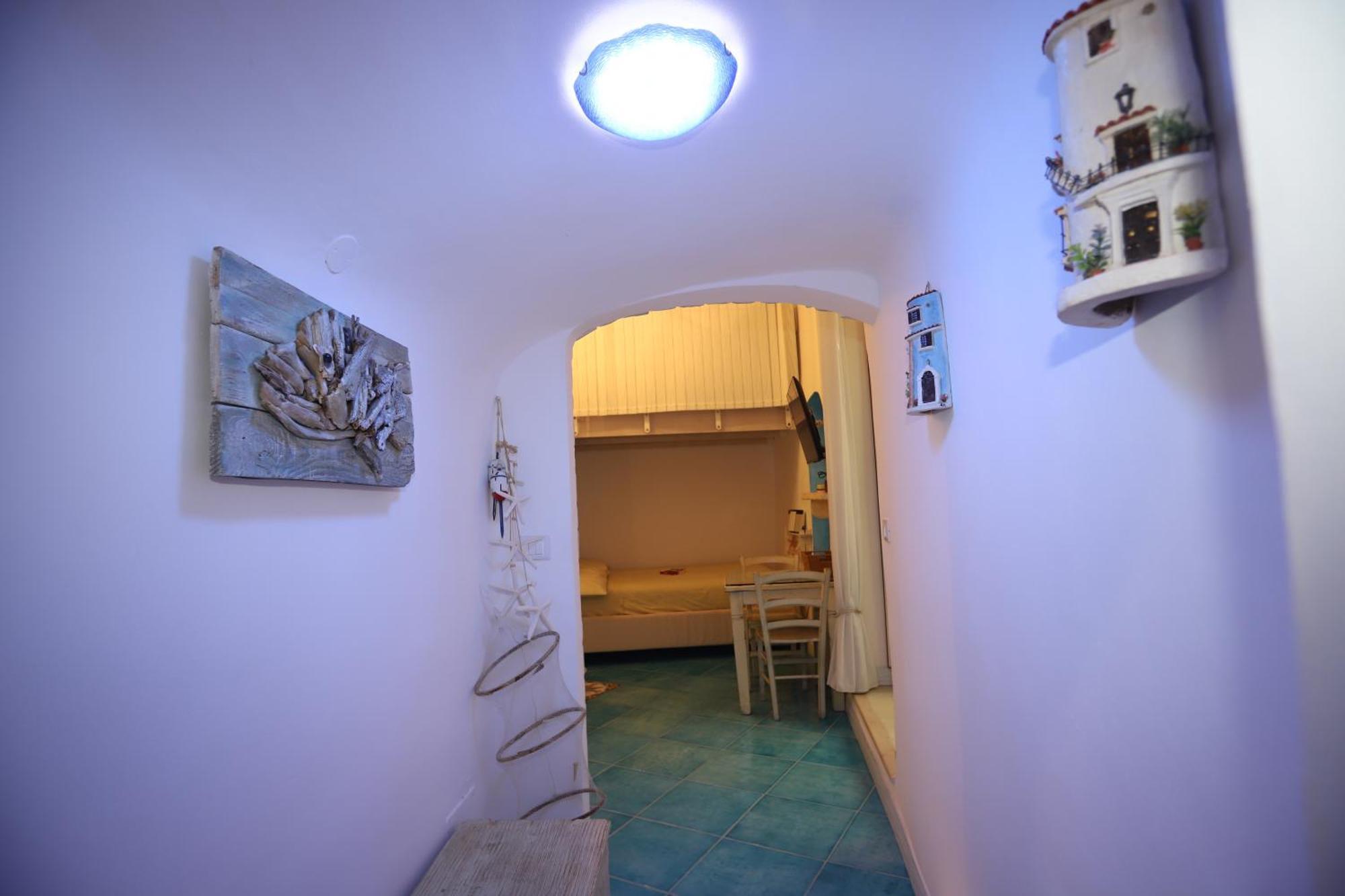 Piazzetta Petrone Apartments + Parking Vieste Eksteriør bilde