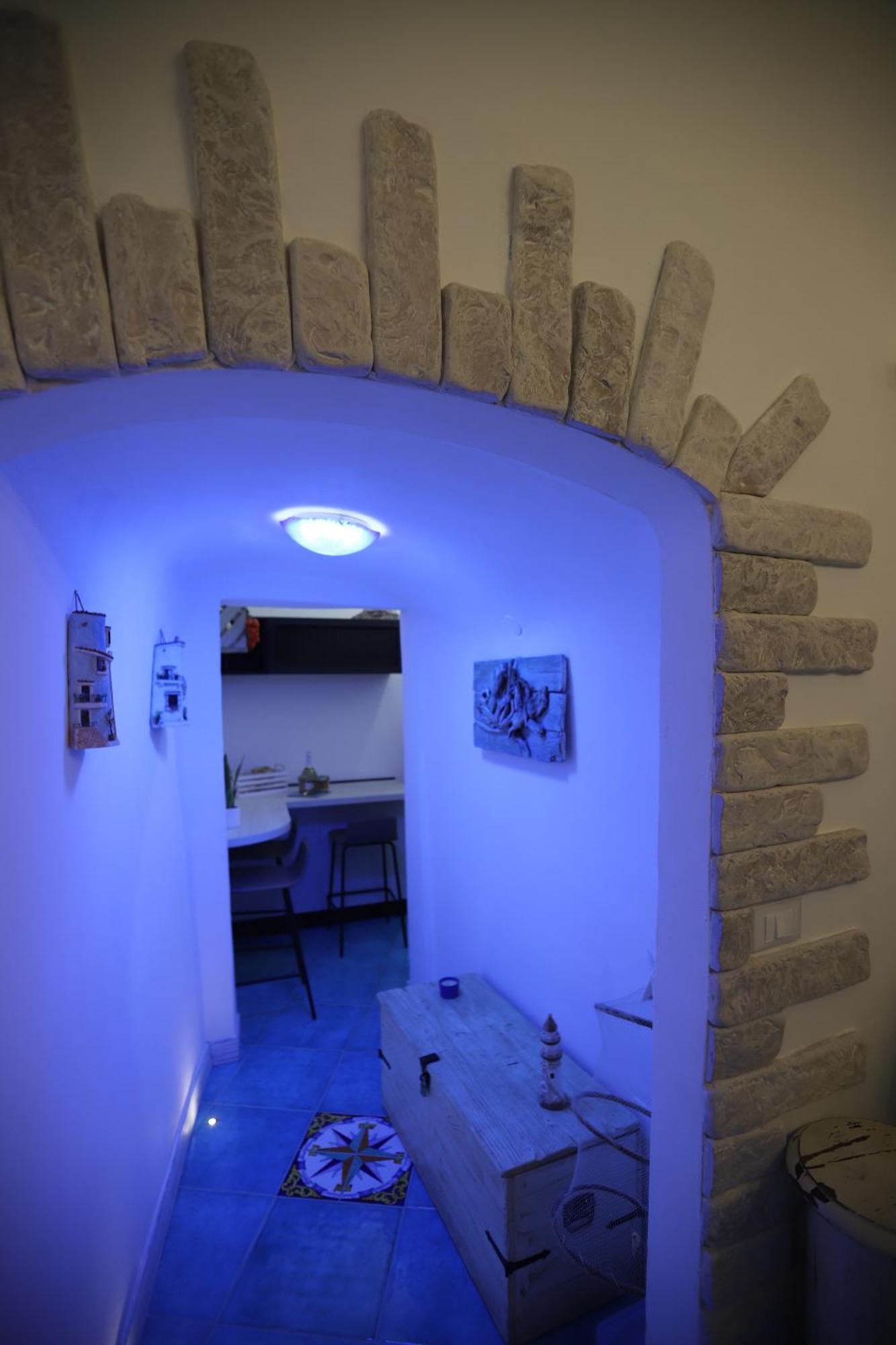 Piazzetta Petrone Apartments + Parking Vieste Eksteriør bilde